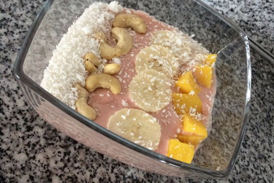 Fruchtige Smoothie Bowl