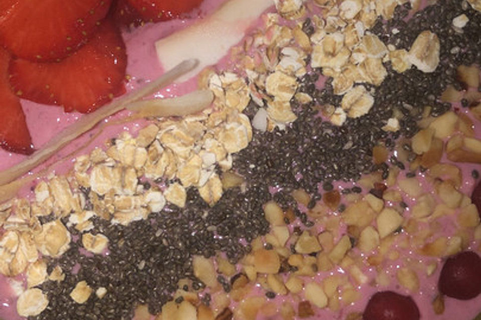 Fruchtige Smoothie Bowl