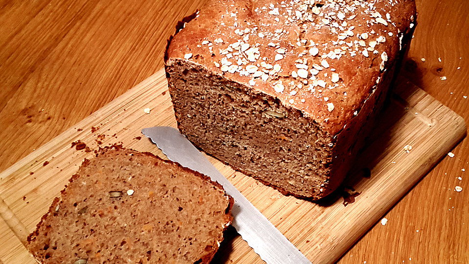 Vollkorn-Dinkel-Möhren-Brot mit Honig, 750 g von hugi14 Vollkorn-Dinkel-Möhren-Brot mit Honig, 750 g von hugi14