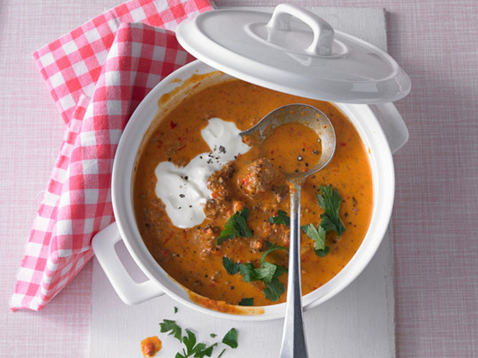 Ajvar-Suppe von tamygel| Chefkoch
