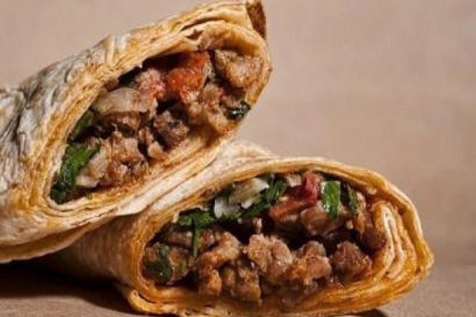 Türkisches Wrap mit Kalbfleisch-Tantuni