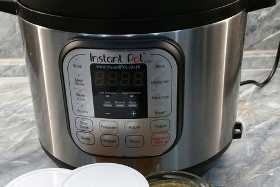 Rinderbrühe aus dem Instant Pot