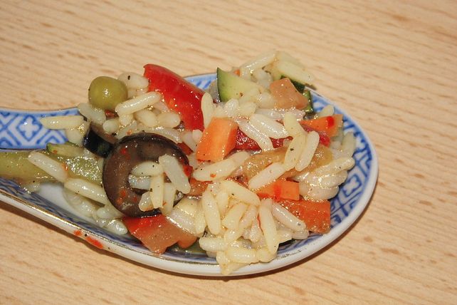 Bunter Reissalat mit Gemüse| Chefkoch