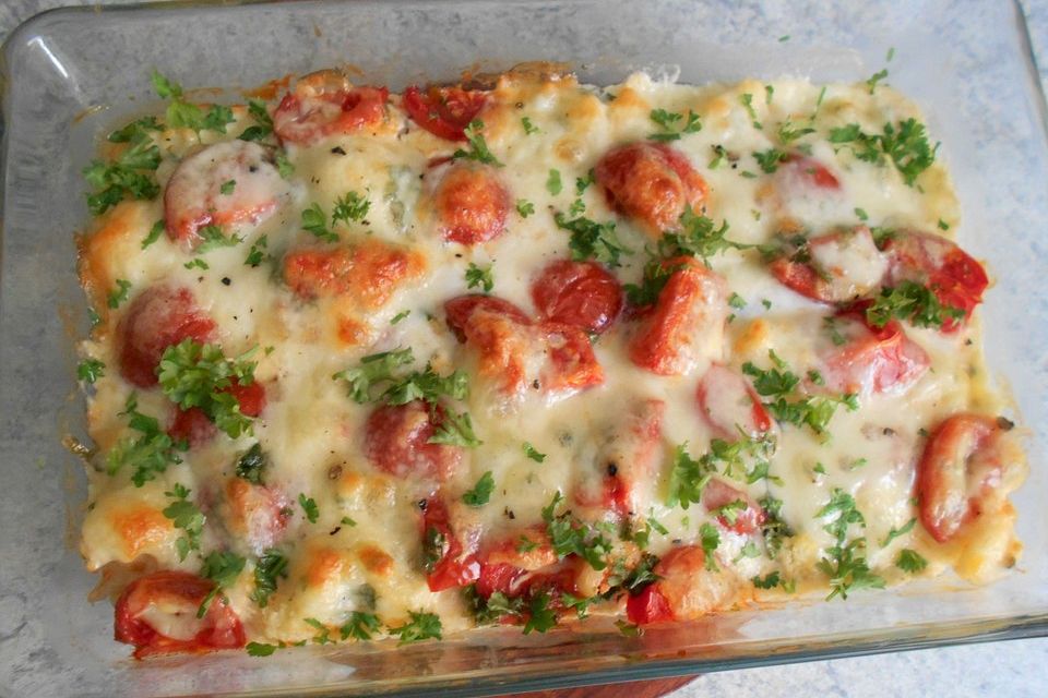 Blumenkohl-Tomaten-Mozzarella-Gratin