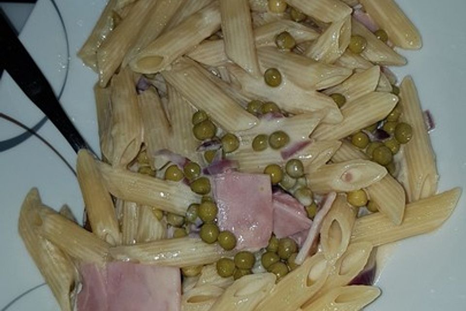 Bienemayas Spaghetti mit Erbsen, Schinken und Käse - Sahnesauce