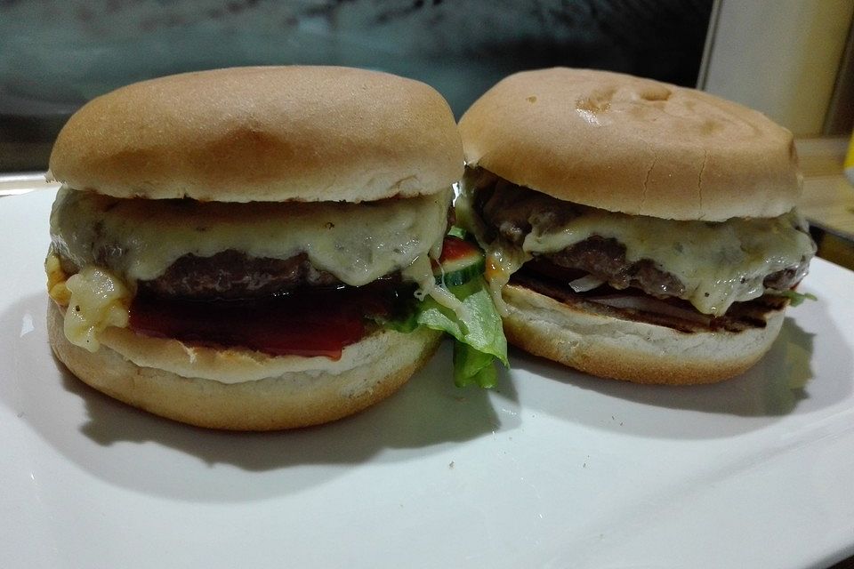 Ultra Burger mit doppelt Käse Ultra Burger mit doppelt Käse