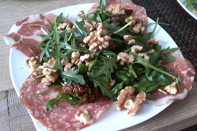 Parmaschinken-Rucola-Salat mit Feigen und Walnüssen von BecksCaliiente ...