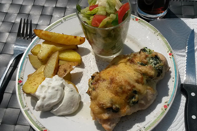 Hähnchenbrust mit Spinat-Ricotta-Füllung von luftballonfan| Chefkoch