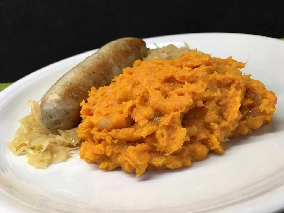 Süßkartoffelpüree mit Zwiebeln von abydos21| Chefkoch