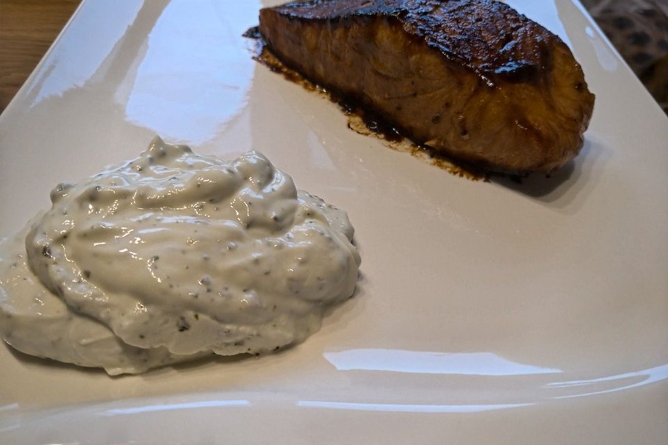 Lachsfilet mit Honig-Senf-Glasur