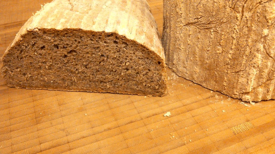 Dinkelmischbrot mit Chiasamen und Flohsamen von caipiri Dinkelmischbrot mit Chiasamen und Flohsamen von caipiri