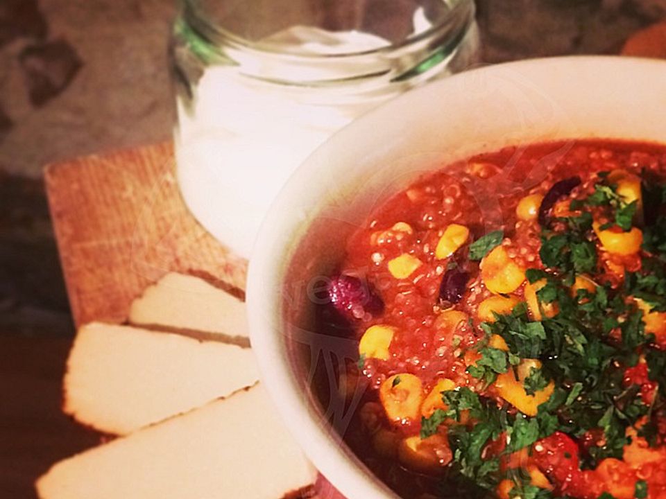 One Pot QuinoaChili von VeganAktiv Chefkoch