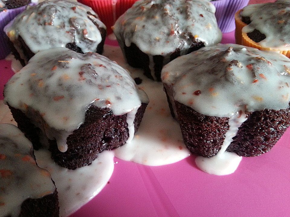 Schokomuffins mit Chilipulver und Kirsche von Finny216| Chefkoch