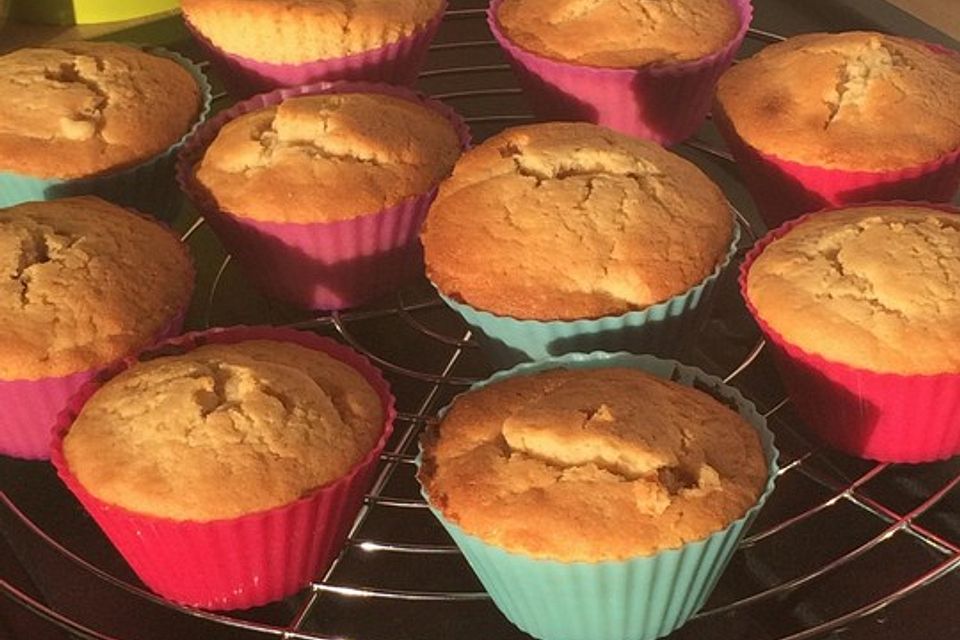 Peanut-Butter-Cup Muffins