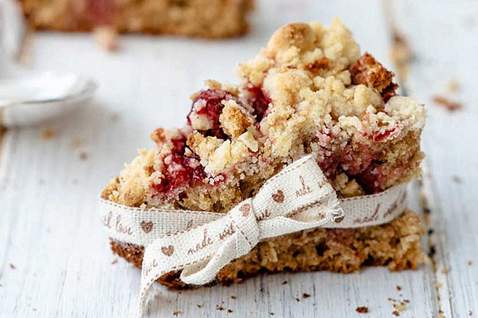 Streuselkuchen mit Mandel-Zitronen-Streusel