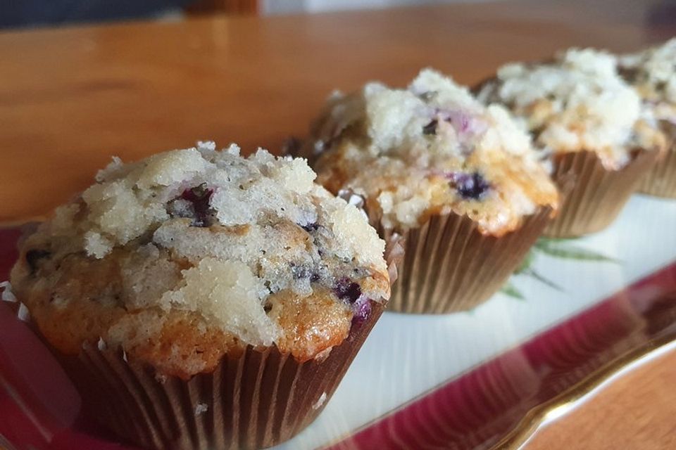 Amerikanische Blaubeeren Streusel Muffins - so wie bei einer bekannten amerikanischen Kaffee-Kette