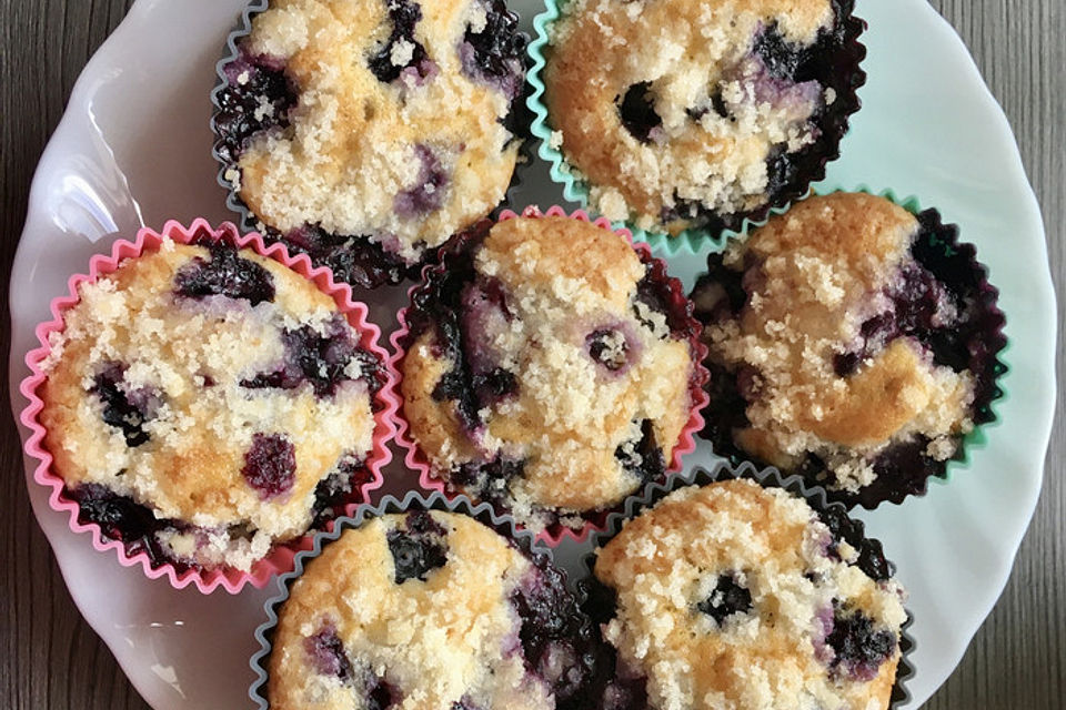 Amerikanische Blaubeeren Streusel Muffins - so wie bei einer bekannten amerikanischen Kaffee-Kette