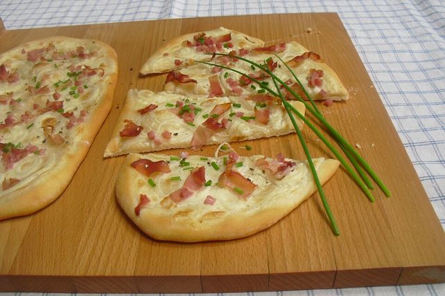 Elsässer Flammkuchen nach Art des Hauses| Chefkoch