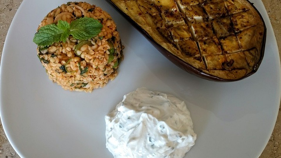 Gebackene Auberginen mit Bulgur-Salat von Chefkoch-Video
