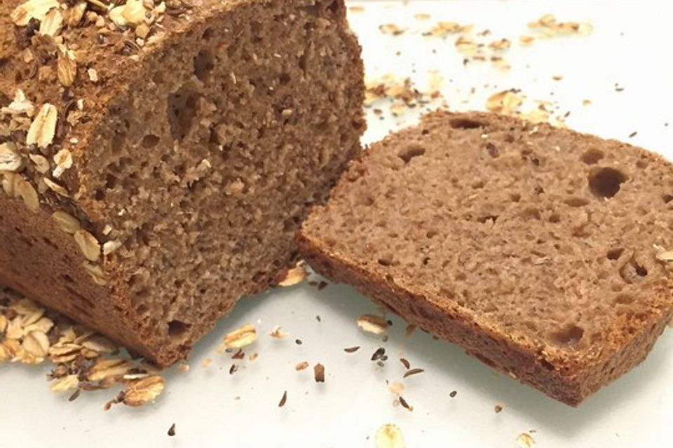 Chia-Eiweiß-Brot mit Dinkelmehl