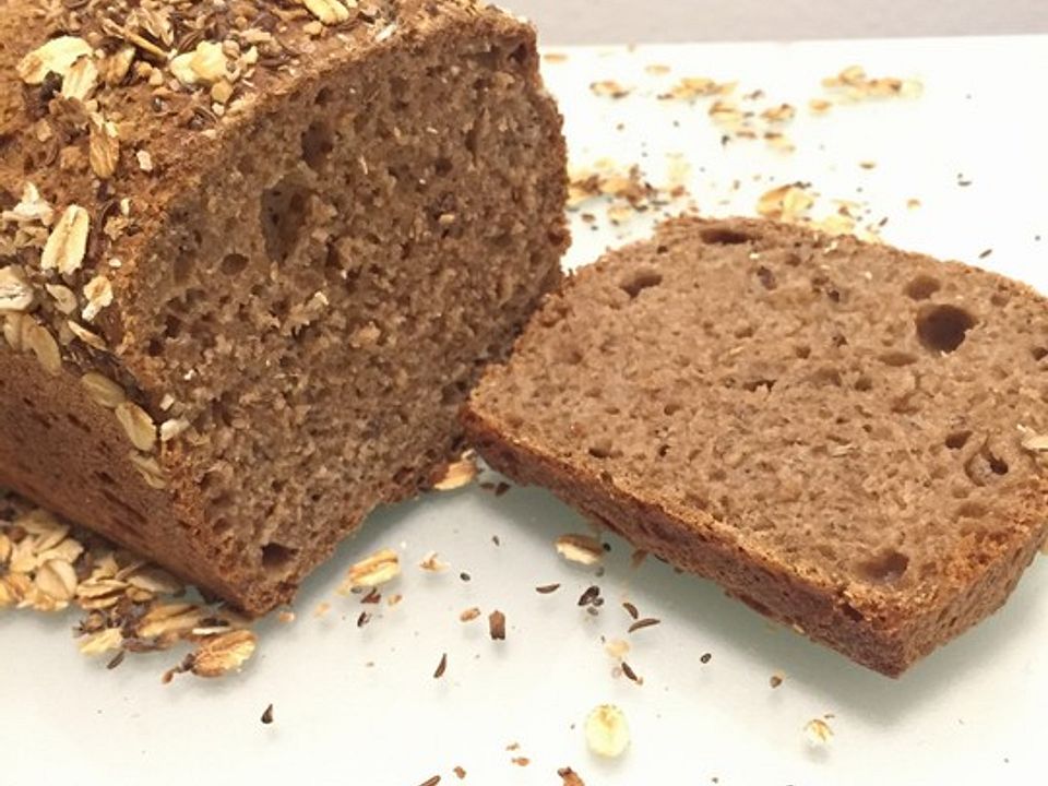 Chia-Eiweiß-Brot mit Dinkelmehl von selina-ma| Chefkoch