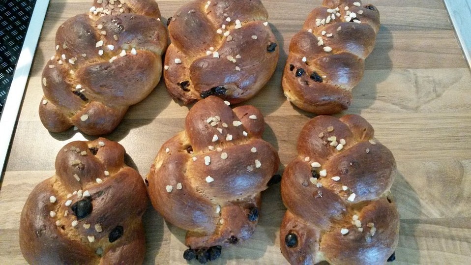 Mini Striezel aus Germteig von spendi Mini Striezel aus Germteig von spendi