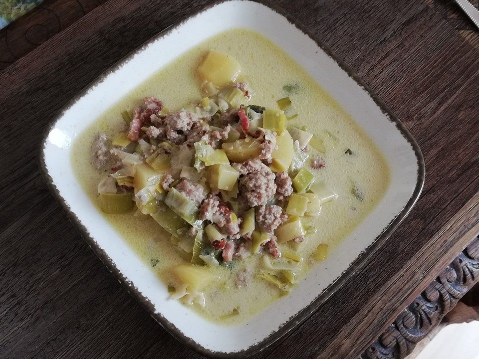 Käsesuppe mit Hackfleisch und Porree von cassiopeja | Chefkoch