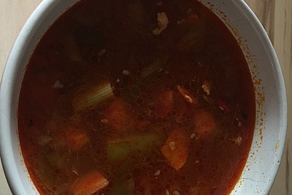 Ungarische Gulaschsuppe Low Carb