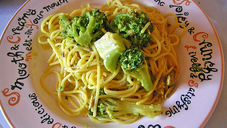 Fischauflauf mit Nudeln und Brokkoli