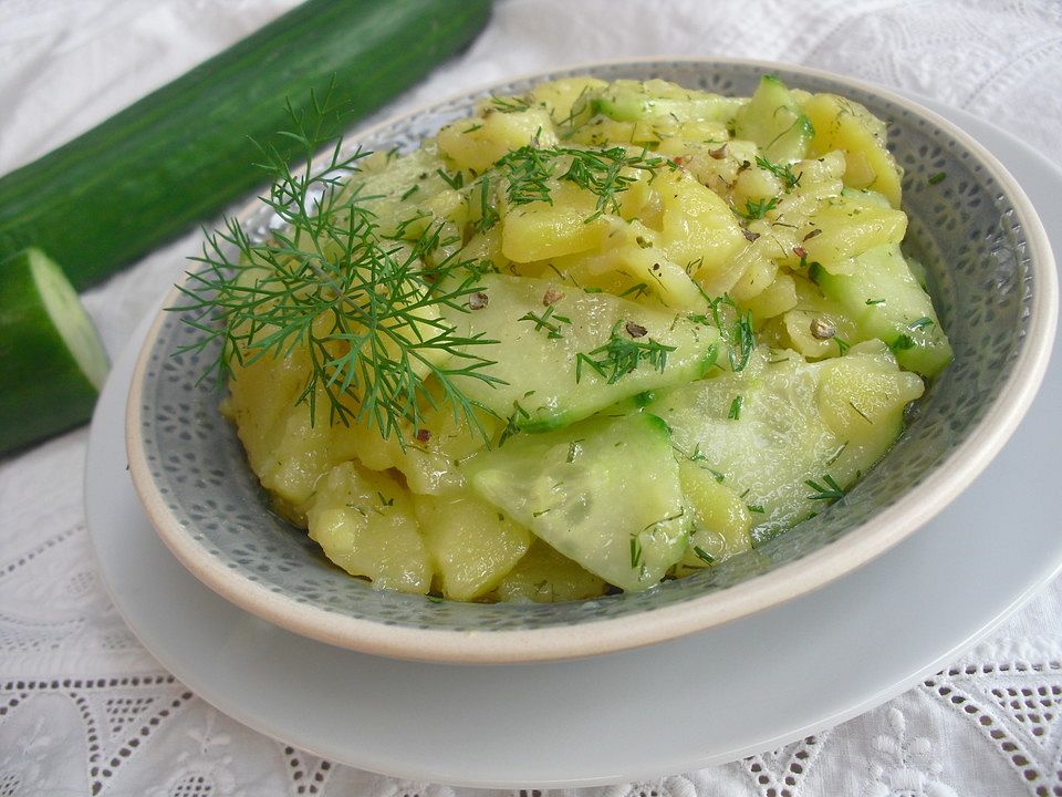 Kartoffelsalat Mit Essig Ol Und Gurke Von Klausi60 Chefkoch