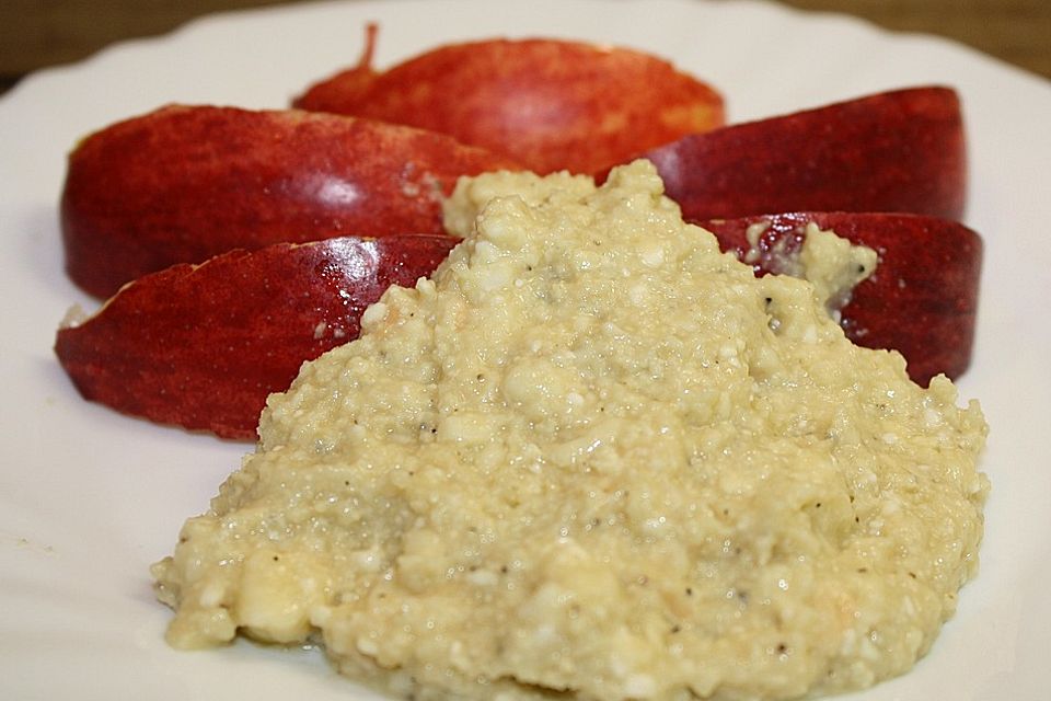 Apfel-Käse-Dip mit Calvados