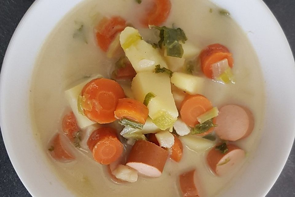 Einfache Kartoffelsuppe