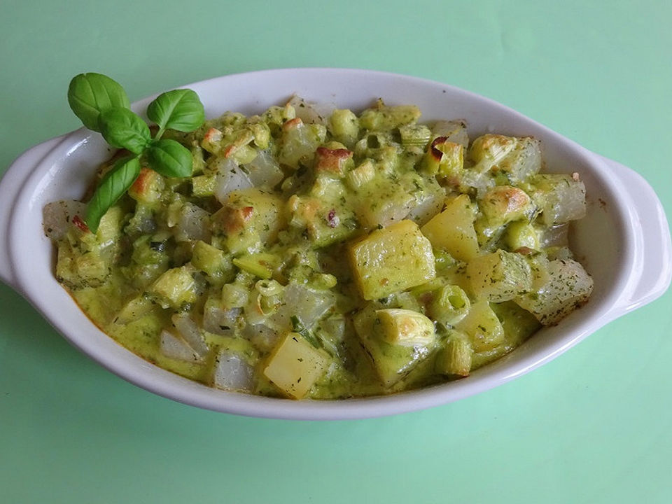 Kartoffel-Kohlrabiauflauf mit Pesto von alittlfreak| Chefkoch