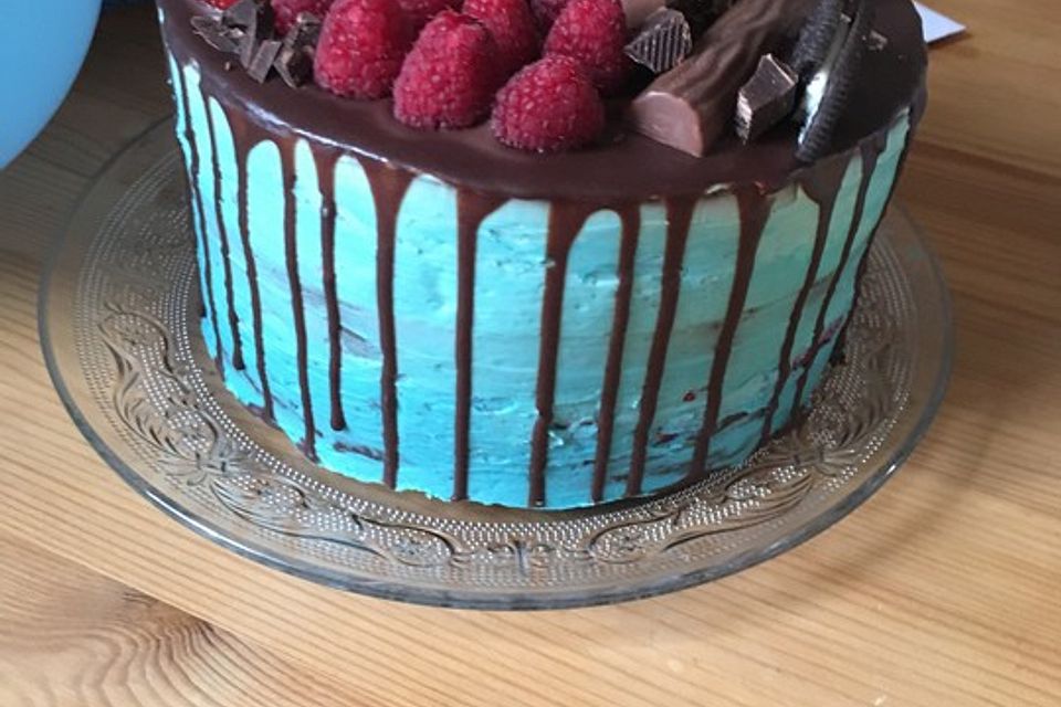 Naked Chocolate Cake