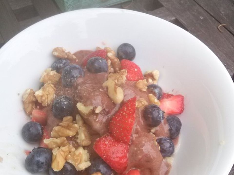 Schokoladen-Bananen-Eiscreme mit gerösteten Cashews von Sandrina86 ...