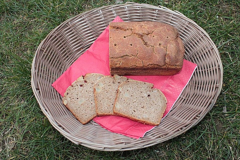 Macadamia-Vollkornbrot mit Sauerteig