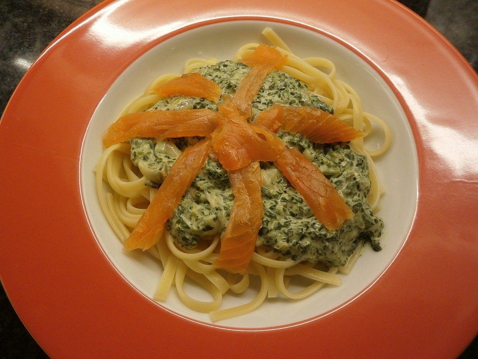Tagliatelle mit Spinat und Lachs von Gingy777| Chefkoch