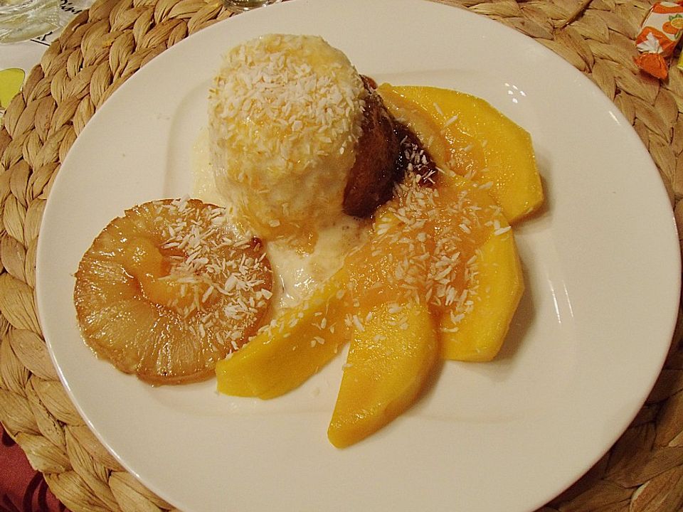 Kokosparfait mit Mango und Ananas von hobbykoechin| Chefkoch