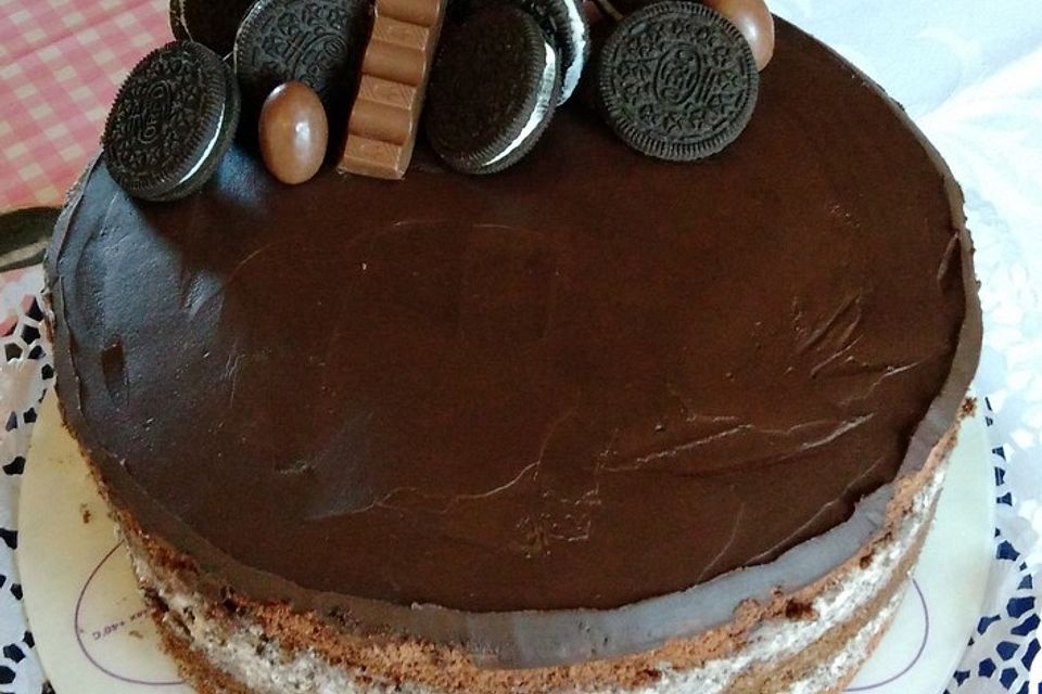 Schoko-Mascarpone-Torte Oreo-Style