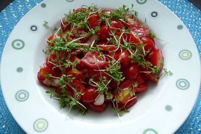 Tomaten-Kresse-Salat von Juulee| Chefkoch