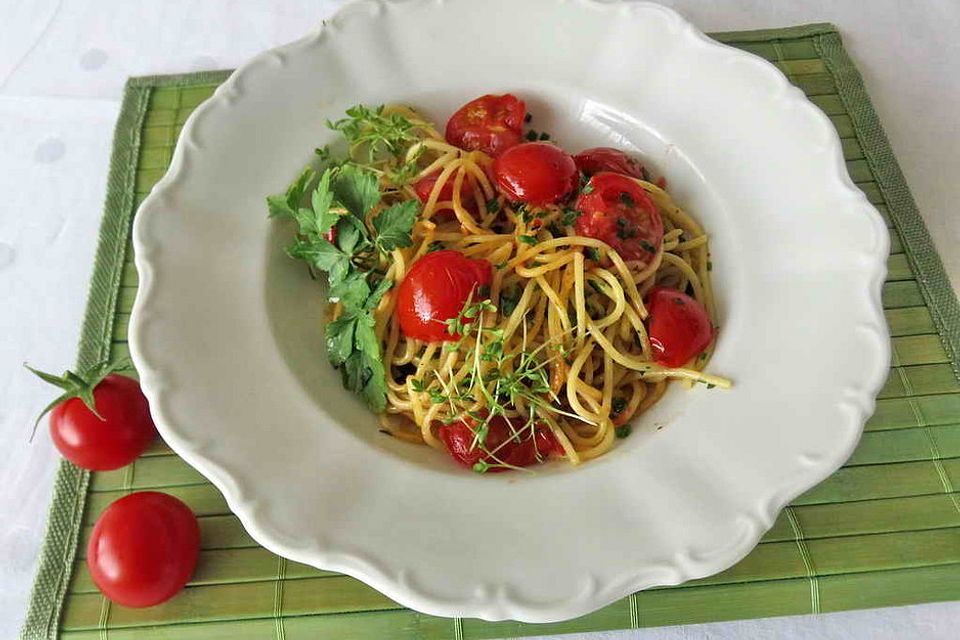 Spaghetti mit Tomaten