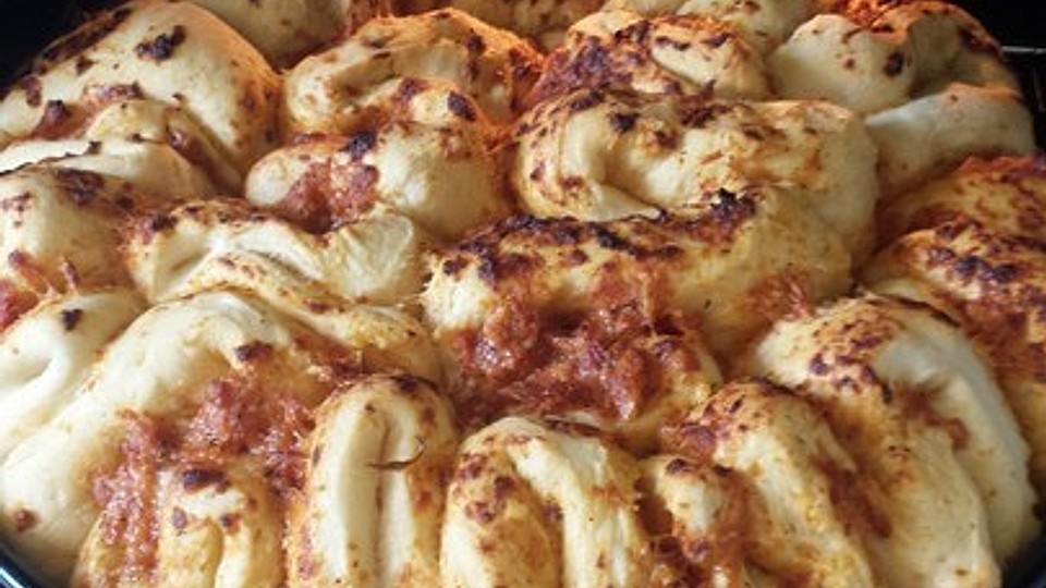 Mozzarella-Tomaten-Faltenbrot von Ilovecookies14| Chefkoch