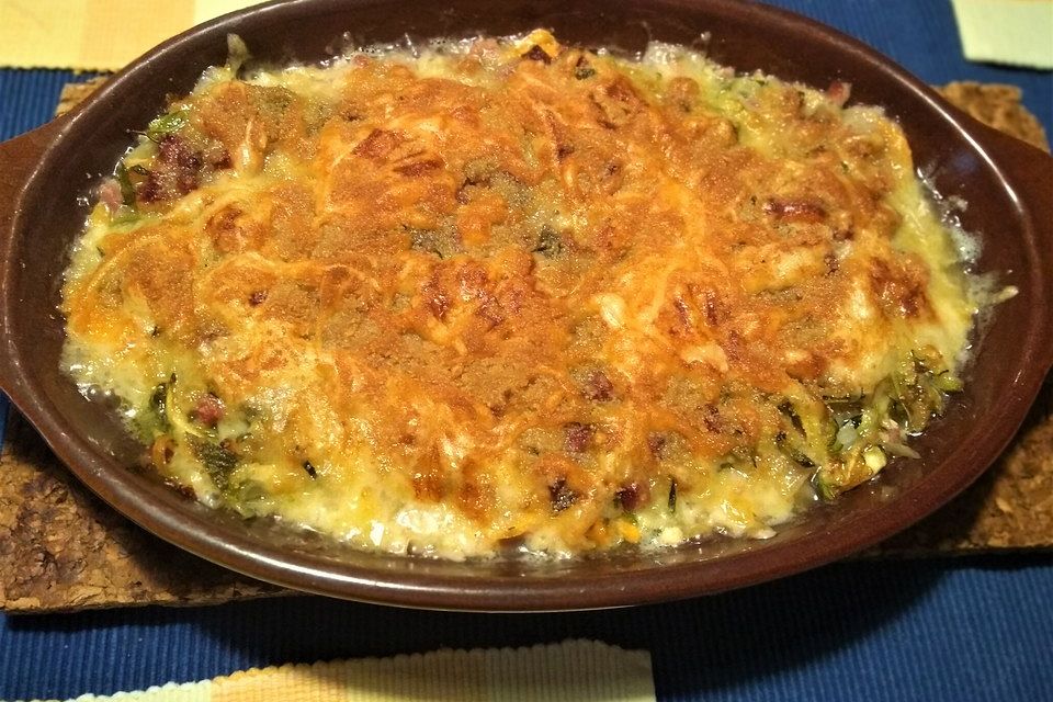 Utes Süßkartoffelgratin mit Rauchspeck und Zucchini