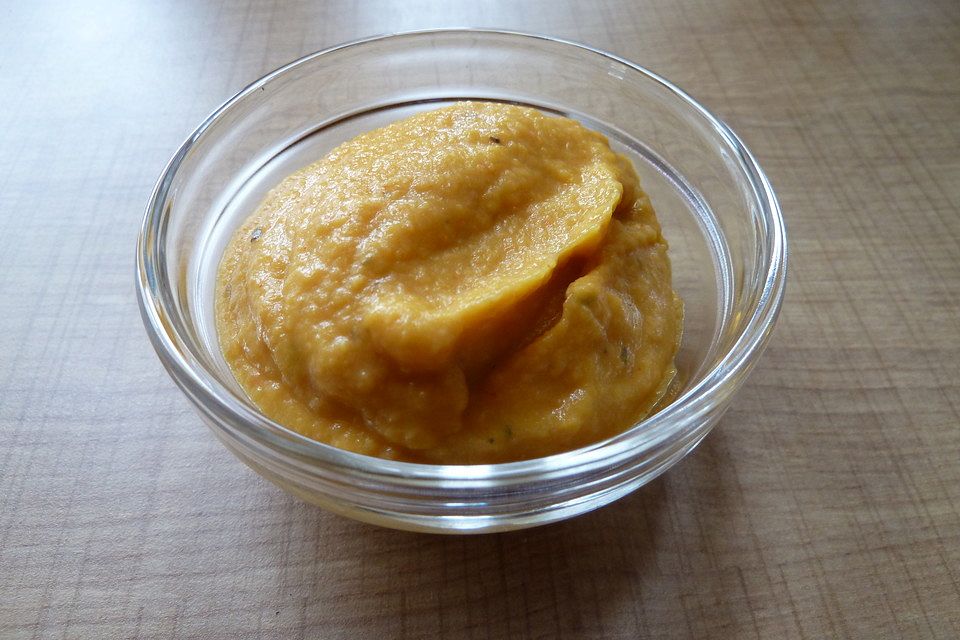 Cremiger veganer Käse-Dip