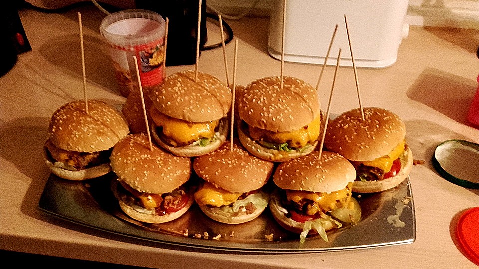 Puten-Hamburger mit Röstzwiebeln-image