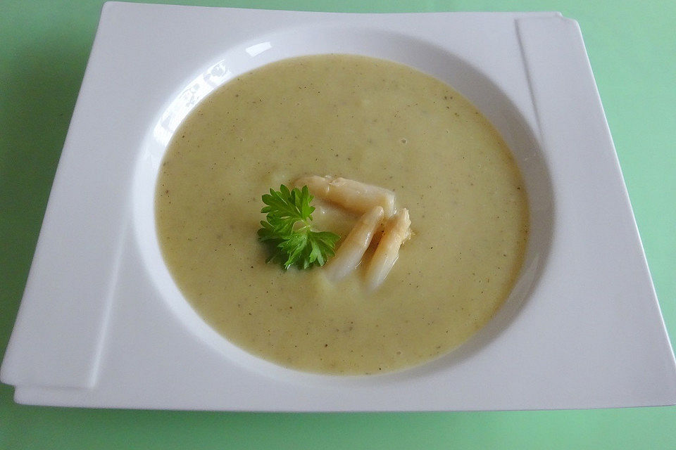 Spargelcremesuppe