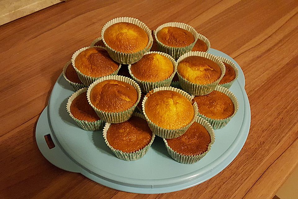 Pfirsich-Maracuja Muffins mit Frischkäse