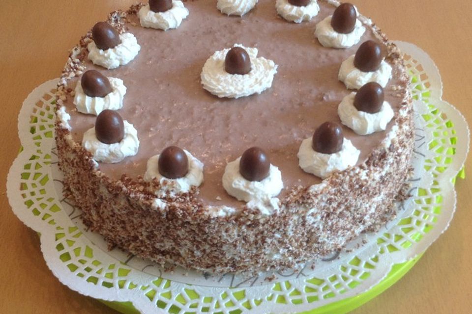 Kinder-Schokobon-Torte