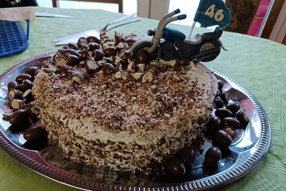 Kinder-Schokobon-Torte