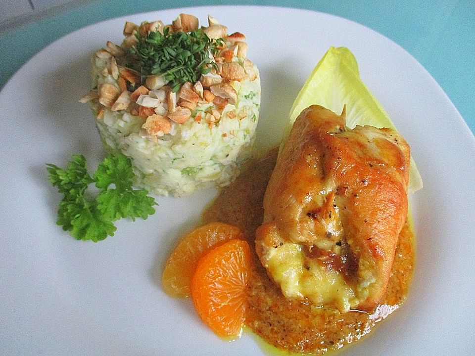 Gefüllte Hähnchenroulade auf Mandarinensauce an Chicorée-Kartoffelpüree ...